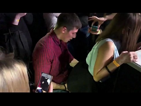 ❤️ Вистински секс во руски ноќен клуб. 18-годишна Русинка во анус и вагина се заебала во ноќен клуб ️❌ Квалитетно порно на mk.tubsexer-porn.ru